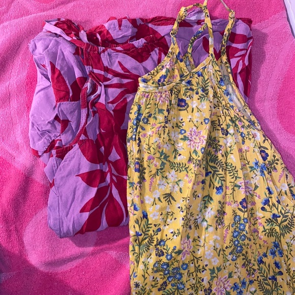 BUNDLE SUPER CUTE TANK TOPS - Picture 1 of 2